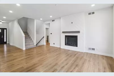 127 E Franklin Street, Portage, WI 53901 - Photo 9