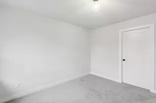 127 E Franklin St, Portage, WI 53901 - Photo 41