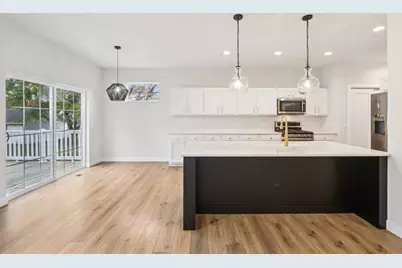 127 E Franklin Street, Portage, WI 53901 - Photo 11