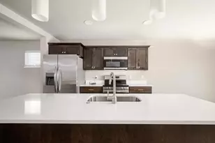 613 Tabby Turn Dr, Middleton, WI 53562 - Photo 5