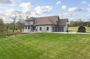 7688 Lone Pine Rd, Barneveld, WI 53507 - Photo 5