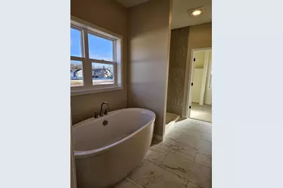 4401 Scottys Drive, Janesville, WI 53546 - Photo 9