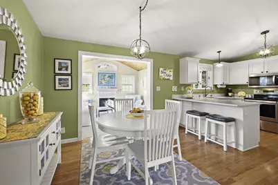 737 Willow Run Street, Cottage Grove, WI 53527 - Photo 3