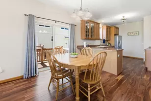 1046 Stonehaven Dr, Sun Prairie, WI 53590 - Photo 7