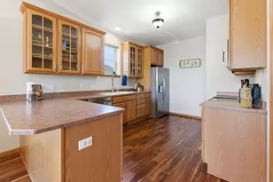 1046 Stonehaven Dr, Sun Prairie, WI 53590 - Photo 9