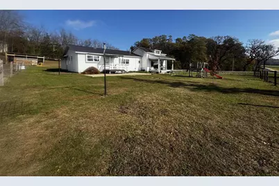 N9307 Old Highway 22 Road, Pardeeville, WI 53954 - Photo 11