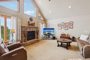 6784 Tartan Trail, Sun Prairie, WI 53590 - Photo 9