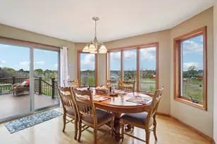 6784 Tartan Trail, Sun Prairie, WI 53590 - Photo 11