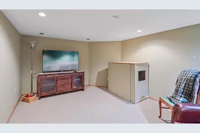 1001 Edgewater Road, Fort Atkinson, WI 53538 - Photo 45