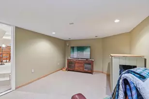 1001 Edgewater Rd, Fort Atkinson, WI 53538 - Photo 47