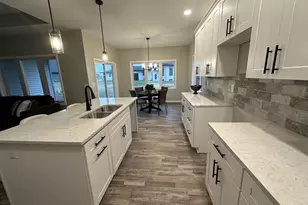 3135 S Bartells Dr, Beloit, WI 53511 - Photo 9