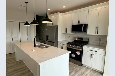 3164 S Bartells Dr Drive #202, Beloit, WI 53511 - Photo 3