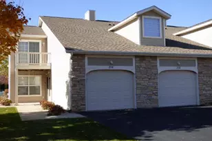 2528 Edgewood Dr, Beloit, WI 53511 - Photo 1