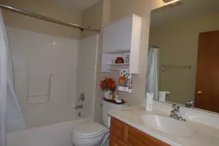 2528 Edgewood Dr, Beloit, WI 53511 - Photo 15