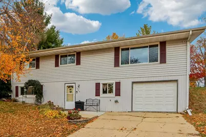 1526 Manor Drive, Janesville, WI 53548 - Photo 3