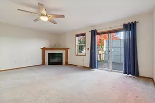 2339 Effingham Way, Sun Prairie, WI 53590 - Photo 7