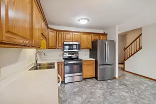 2339 Effingham Way, Sun Prairie, WI 53590 - Photo 11