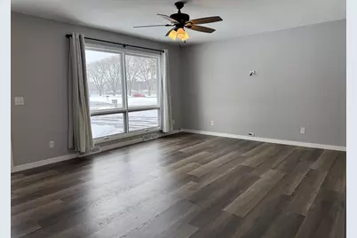 104 E 3rd Avenue, Brodhead, WI 53520 - Photo 3