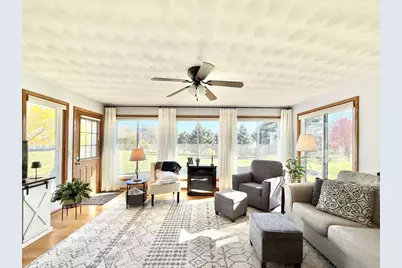 3914 E Milwaukee Street, Janesville, WI 53546 - Photo 13