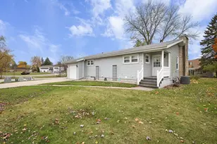 210 Pleasant Dr, Waunakee, WI 53597 - Photo 33