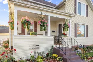 237 N Wilson Ave, Jefferson, WI 53549 - Photo 5