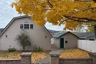 610 S Michigan St, Prairie Du Chien, WI 53821 - Photo 5