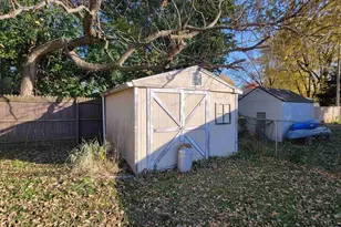 2205 S Palm St, Janesville, WI 53546 - Photo 5