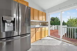 1077 Gas Light Dr, Sun Prairie, WI 53590 - Photo 13