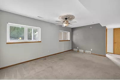 1077 Gas Light Drive, Sun Prairie, WI 53590 - Photo 25