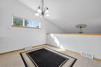 1077 Gas Light Drive, Sun Prairie, WI 53590 - Photo 9