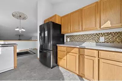 1077 Gas Light Drive, Sun Prairie, WI 53590 - Photo 15