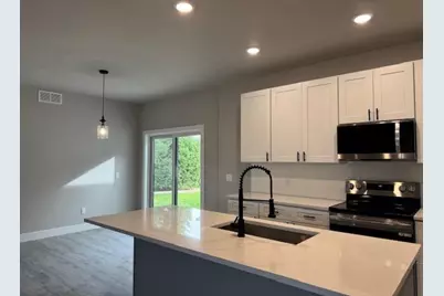 4000 Boulder Drive, Janesville, WI 53546 - Photo 5