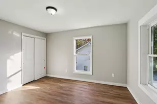 323 Center Ave, Janesville, WI 53548 - Photo 7