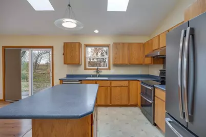 7810 Starr Grass Drive, Madison, WI 53719 - Photo 7