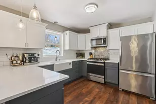 712 Brookview Trail, Mount Horeb, WI 53572 - Photo 3