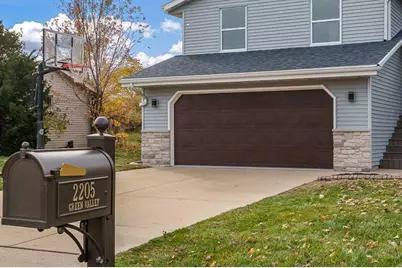 2205 Green Valley Drive, Janesville, WI 53546 - Photo 11