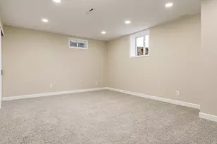 2205 Green Valley Dr, Janesville, WI 53546 - Photo 47