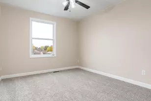 2205 Green Valley Dr, Janesville, WI 53546 - Photo 33