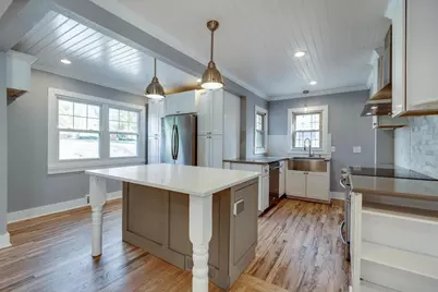 3917 Mineral Point Road, Madison, WI 53705 - Photo 11