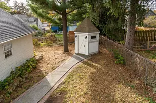 3917 Mineral Point Rd, Madison, WI 53705 - Photo 7