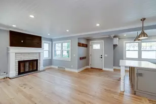 3917 Mineral Point Rd, Madison, WI 53705 - Photo 21