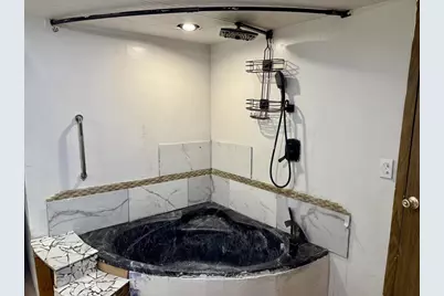 38005 Hwy 18 #29, Prairie Du Chien, WI 53821 - Photo 17