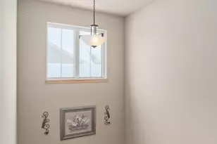 6207 Kilpatrick Ln, Madison, WI 53718 - Photo 15