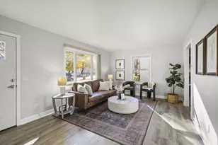 42 Craig Ave, Madison, WI 53705 - Photo 11