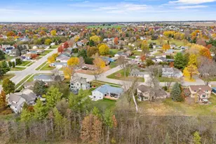 4228 Parkview Dr, Janesville, WI 53546 - Photo 9