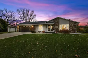 4228 Parkview Dr, Janesville, WI 53546 - Photo 1