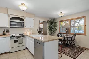 2334 Elizabeth St, Janesville, WI 53548 - Photo 11