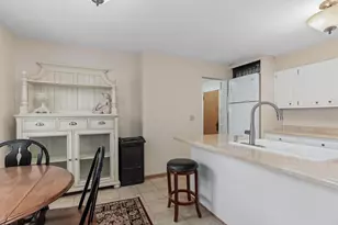 2334 Elizabeth St, Janesville, WI 53548 - Photo 9