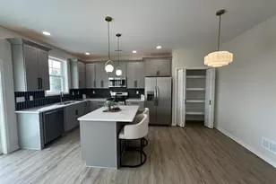 3154 Bartells Dr, Beloit, WI 53511 - Photo 7