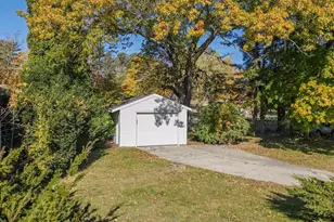 313 Bluffview Ct, Portage, WI 53901 - Photo 41